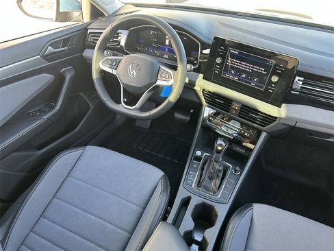 New 2026 Volkswagen Jetta SE image 10