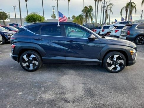 Used 2024 Hyundai Kona Limited FWD image 2