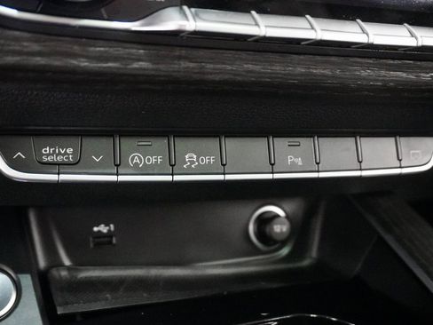 Used 2023 Audi A4 2.0T Premium Plus image 29