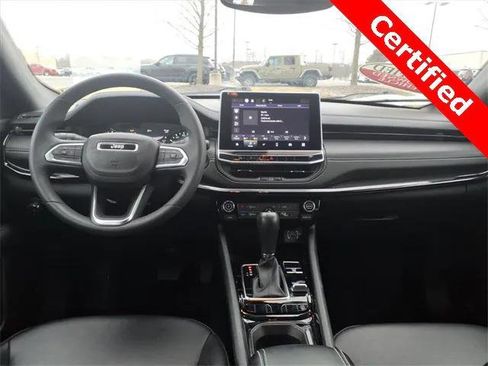 Certified 2022 Jeep Compass Altitude image 11