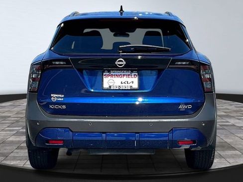 Used 2026 Nissan Kicks SV w/ Cold Weather Package image 5