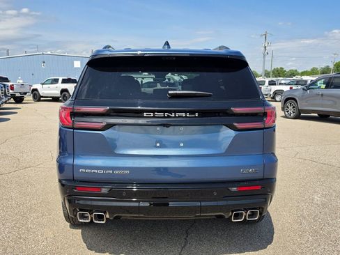 New 2026 GMC Acadia Denali Ultimate w/ LPO, Floor Liner Package AWD/4WD image 4