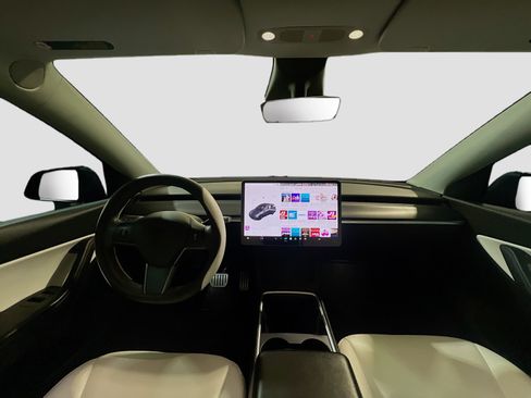 Used 2022 Tesla Model Y Performance AWD/4WD image 17
