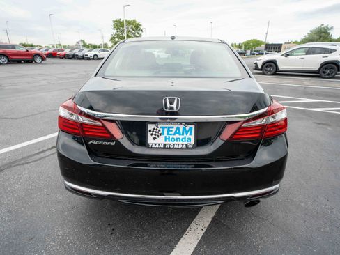 Used 2016 Honda Accord EX-L image 5