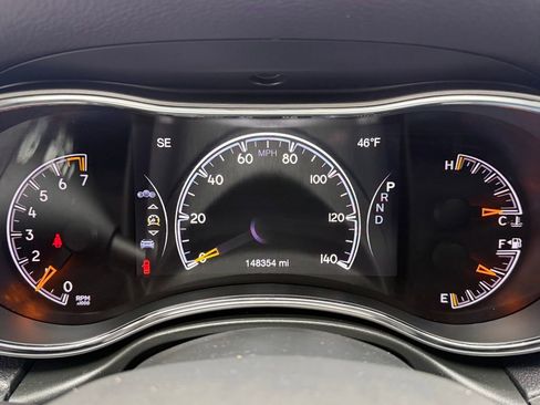 Used 2020 Jeep Grand Cherokee Limited image 33