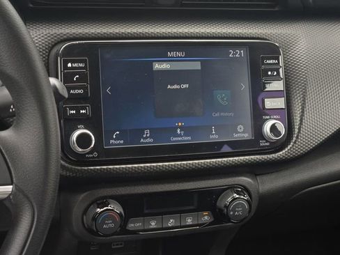 Used 2022 Nissan Kicks SV FWD image 20