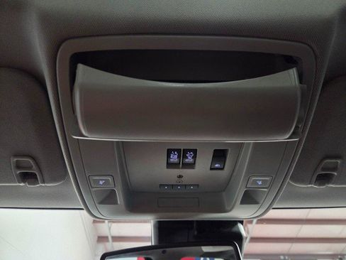 Used 2016 GMC Sierra 3500 Denali w/ Duramax Plus Package image 61