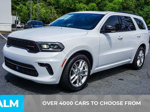 Used 2024 Dodge Durango GT RWD image 2