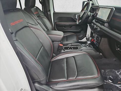 Used 2024 Jeep Wrangler Unlimited Rubicon AWD/4WD image 21