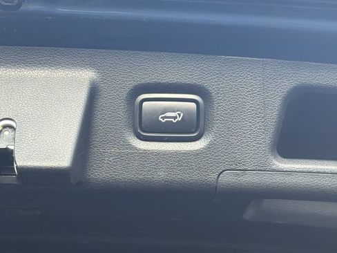 Used 2022 Hyundai Santa Fe SEL w/ Convenience + Premium Package FWD image 21