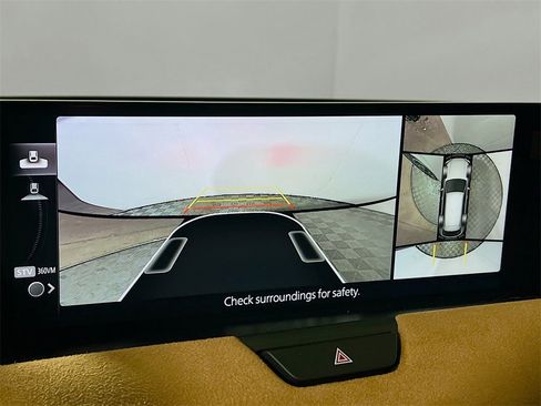 Used 2024 MAZDA CX-90 3.3 Turbo S w/ Premium Plus image 11