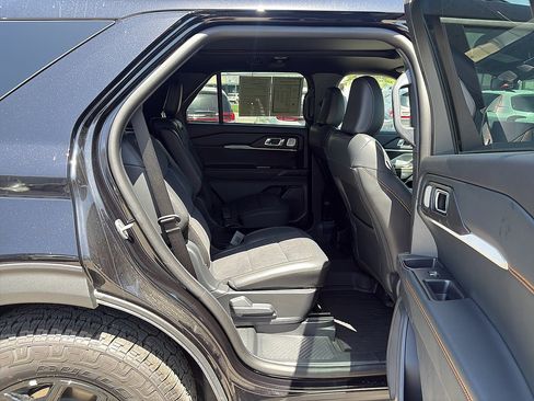 Used 2026 Ford Explorer Tremor w/ Tremor Ultimate Package AWD/4WD image 13