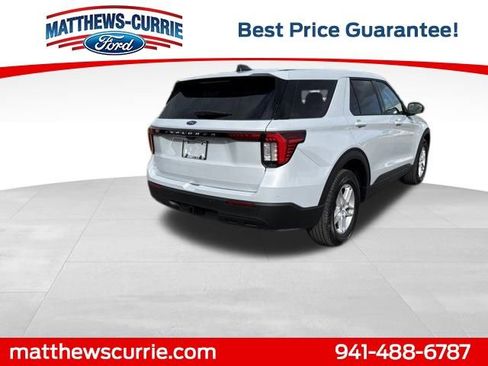 New 2026 Ford Explorer Active image 4