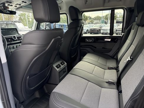 Used 2026 INEOS Grenadier Station Wagon AWD/4WD image 24