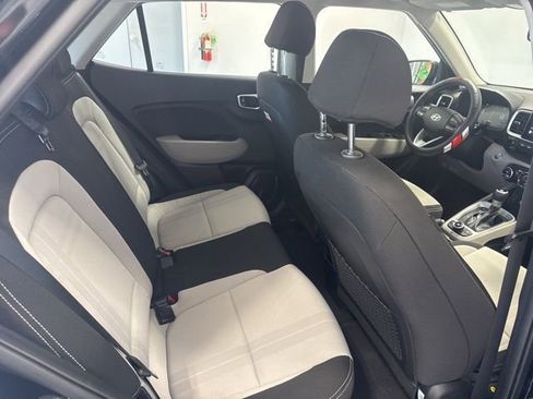 Certified 2026 Hyundai Venue SEL image 20