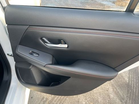 Certified 2024 Nissan Sentra SR image 16