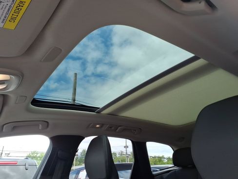 Used 2023 Volvo XC60 B5 Plus w/ Climate Package AWD/4WD image 30