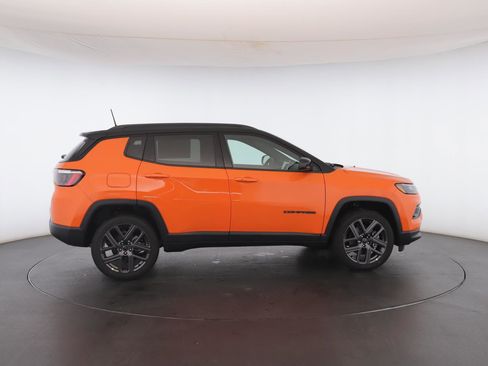 New 2026 Jeep Compass Limited image 29