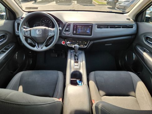 Used 2019 Honda HR-V EX image 8
