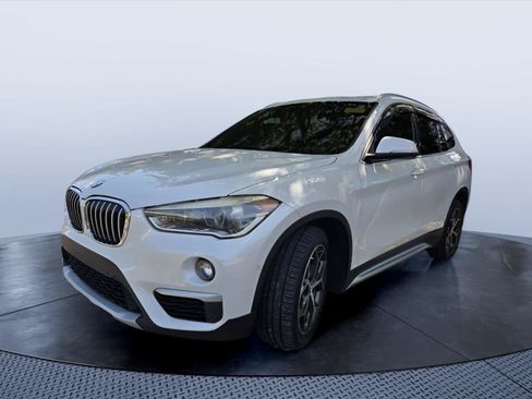 Used 2018 BMW X1 sDrive28i FWD image 3