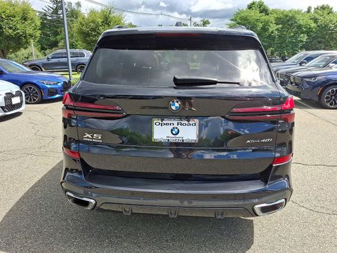 Used 2024 BMW X5 xDrive40i w/ M Sport Package AWD/4WD image 6