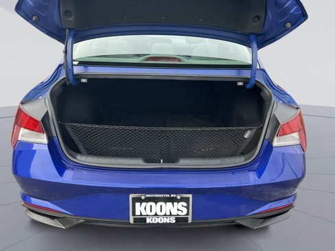 Used 2023 Hyundai Elantra SEL image 23