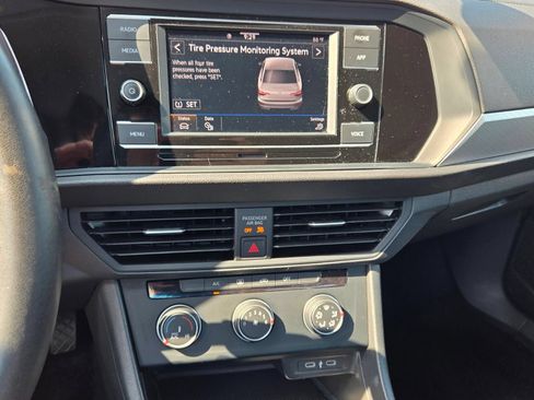 Used 2024 Volkswagen Jetta S FWD image 19