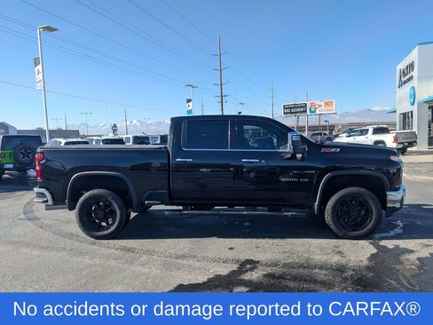 Used 2022 Chevrolet Silverado 3500 LTZ w/ Z71 Off-Road Package image 2