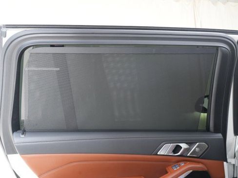 Used 2023 BMW X7 M60i w/ Executive Package image 65