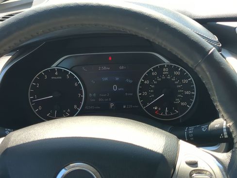 Used 2018 Nissan Murano SL w/ Moonroof Package image 13