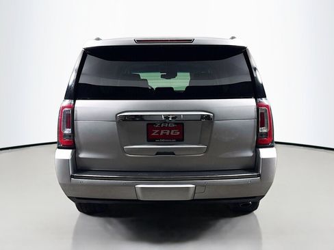 Used 2018 GMC Yukon XL Denali image 4