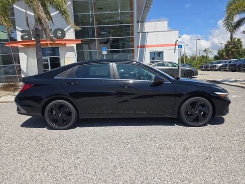 New 2026 Hyundai Elantra SEL Sport Premium FWD image 8