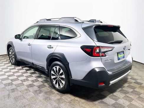 New 2025 Subaru Outback Touring w/ Popular Package #2 image 6