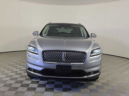 Used 2022 Lincoln Nautilus Reserve image 6