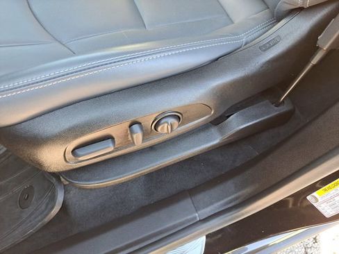 Used 2023 Buick Enclave Essence w/ Experience Buick Package image 13