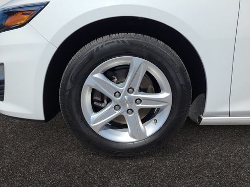 Used 2024 Chevrolet Malibu LT FWD image 14