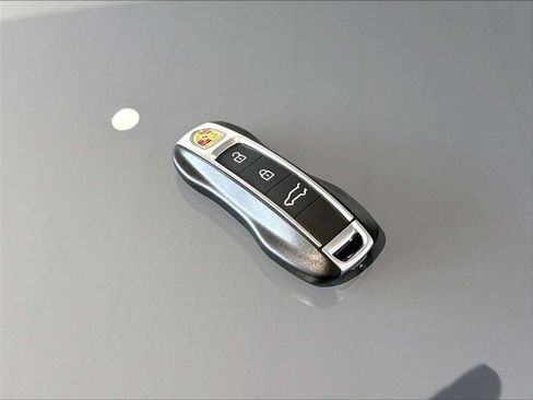 New 2026 Porsche Cayenne Coupe AWD/4WD image 21