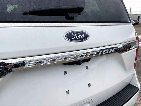 Used 2020 Ford Expedition XLT w/ Equipment Group 202A RWD image 27