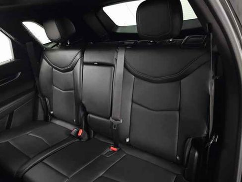 Certified 2025 Cadillac XT5 Premium Luxury w/ LPO, Floor Liner Package image 39