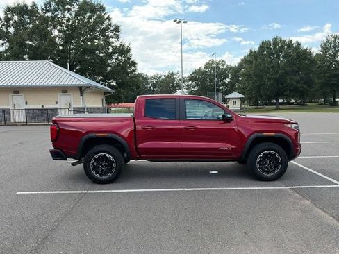 Used 2026 GMC Canyon AT4 w/ Technology Plus Package AWD/4WD image 4
