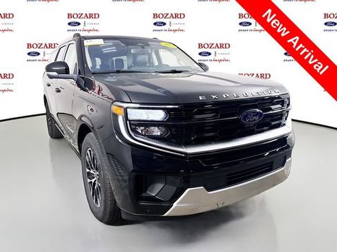 Certified 2025 Ford Expedition Max Platinum image 1