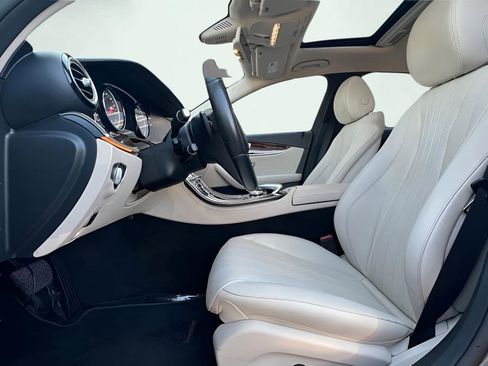 Used 2018 Mercedes-Benz E 300 image 16