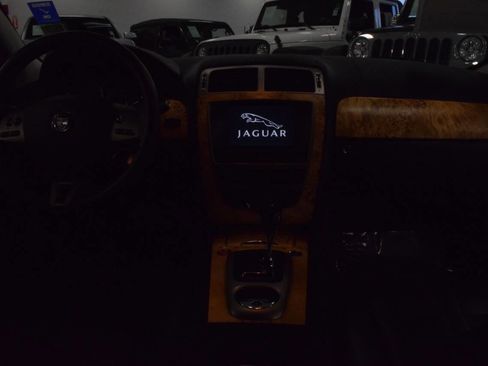 Used 2007 Jaguar XK XK 2dr Coupe image 42