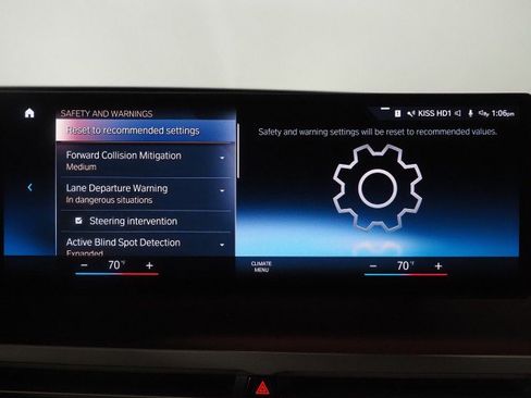 Used 2023 BMW iX xDrive50 w/ Ultimate Package 2 image 39