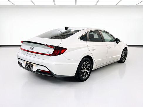 Used 2022 Hyundai Sonata Blue image 4