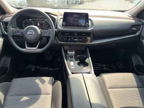Used 2023 Nissan Rogue SV FWD image 22