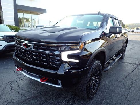 Certified 2024 Chevrolet Silverado 1500 ZR2 w/ Technology Package image 7