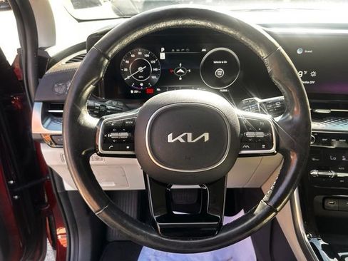 Used 2022 Kia Carnival SX Prestige FWD image 19