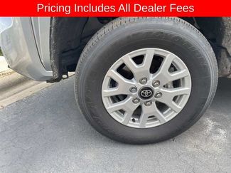 Used 2025 Toyota Tacoma SR5 AWD/4WD video 2