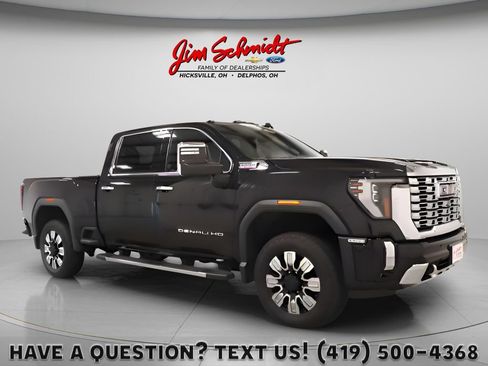 Used 2024 GMC Sierra 2500 Denali w/ Denali Reserve Package AWD/4WD image 1